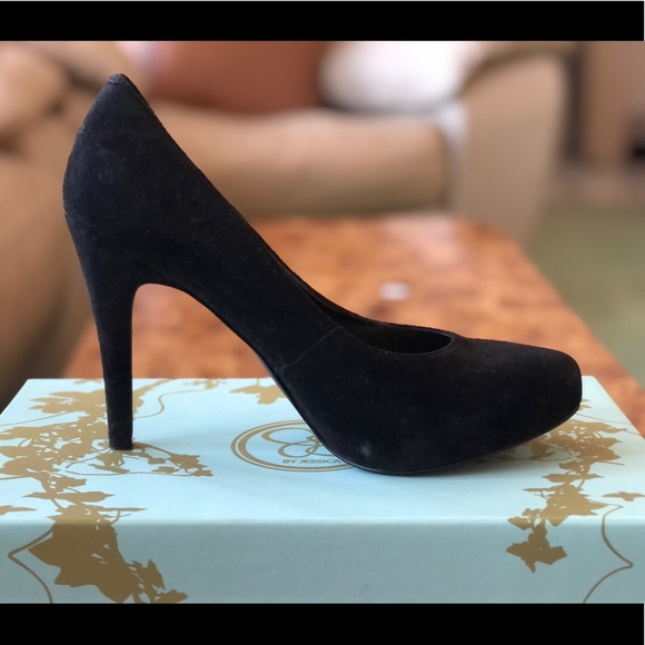 Jessica Simpson “Mary” suede heels - Picture 3 of 8